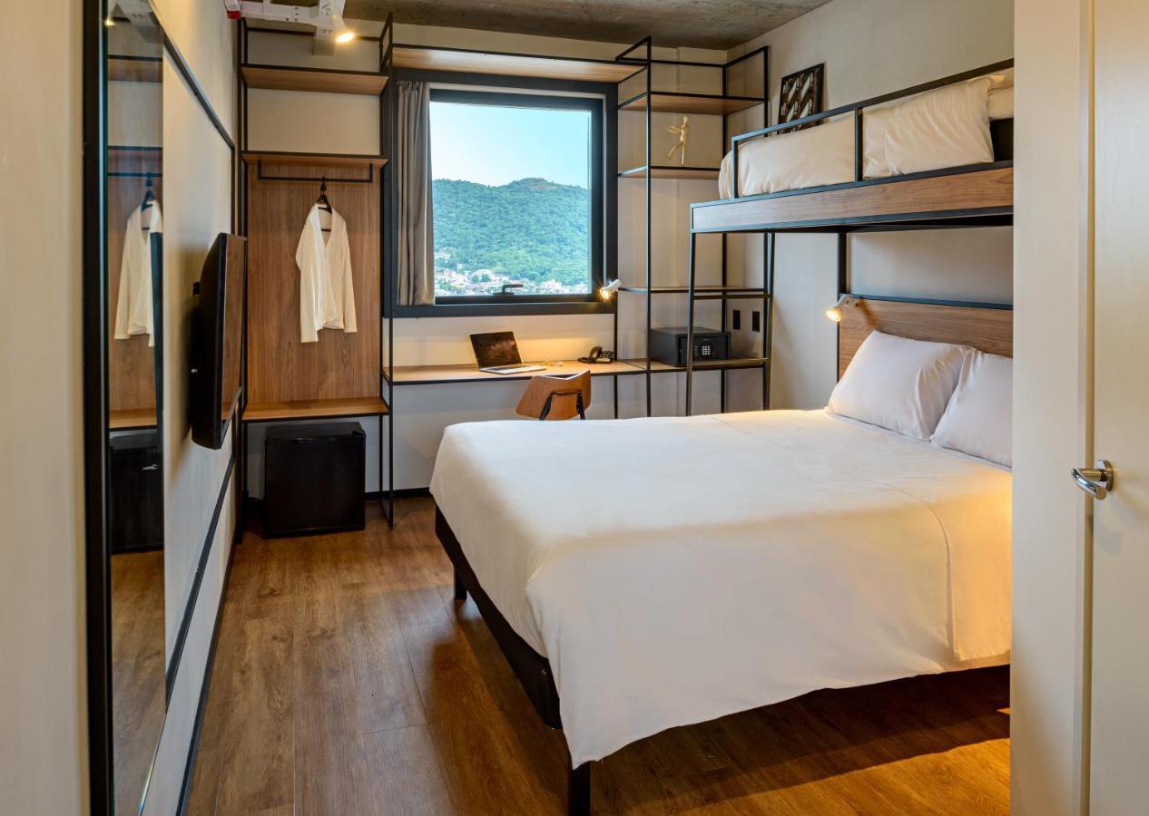 Ibis 3*